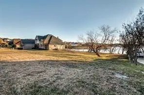 307 Golden Pond Drive, Cedar Hill, TX 75104 - Image #2