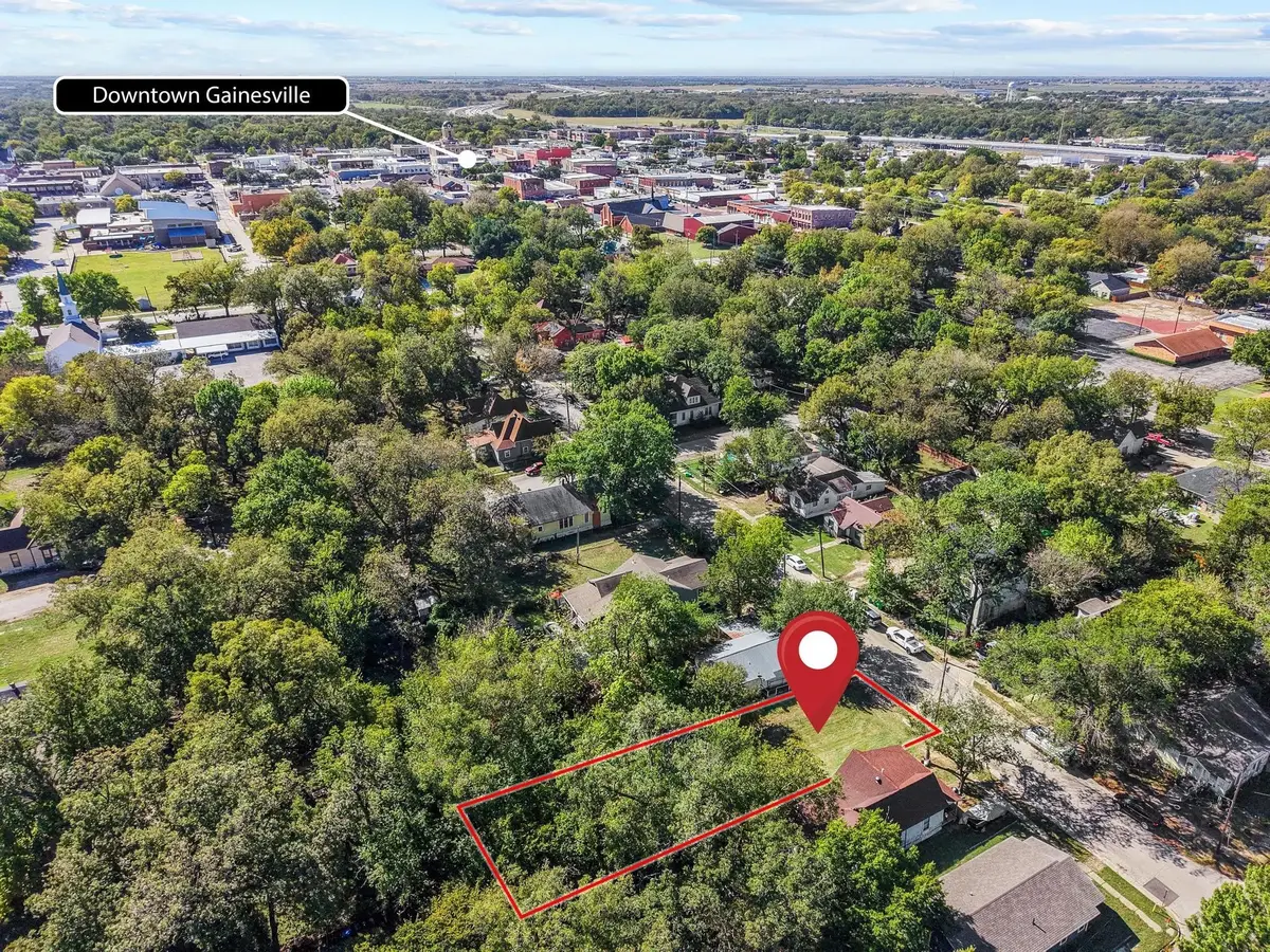 618 Moran Street, Gainesville, TX 76240 - Image #1