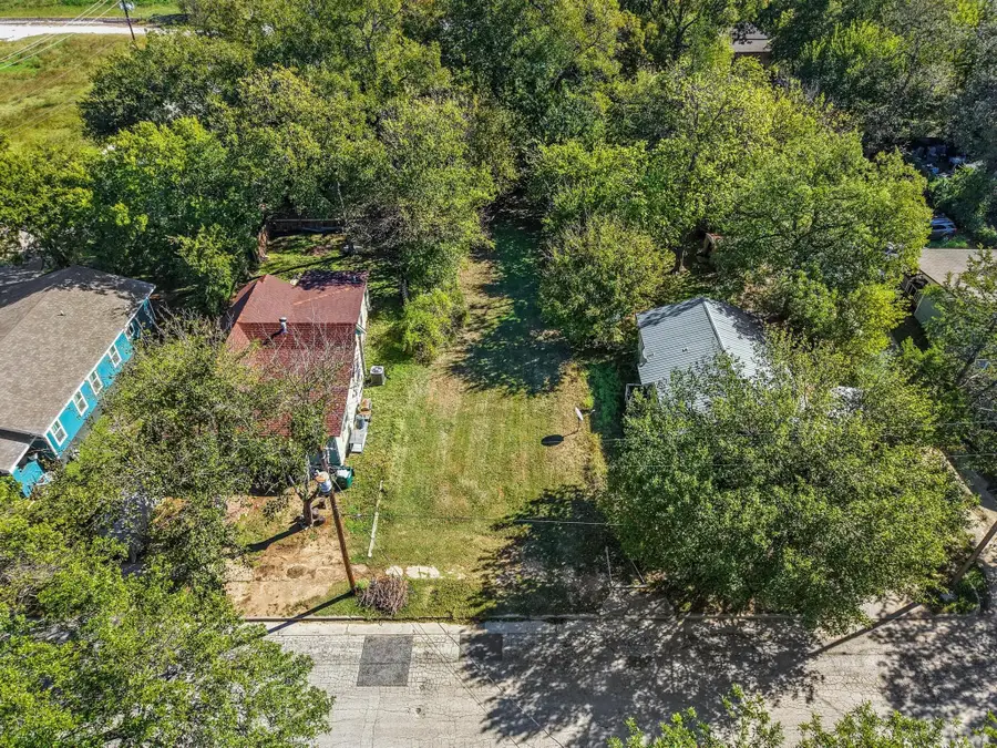 618 Moran Street, Gainesville, TX 76240 - Image #2