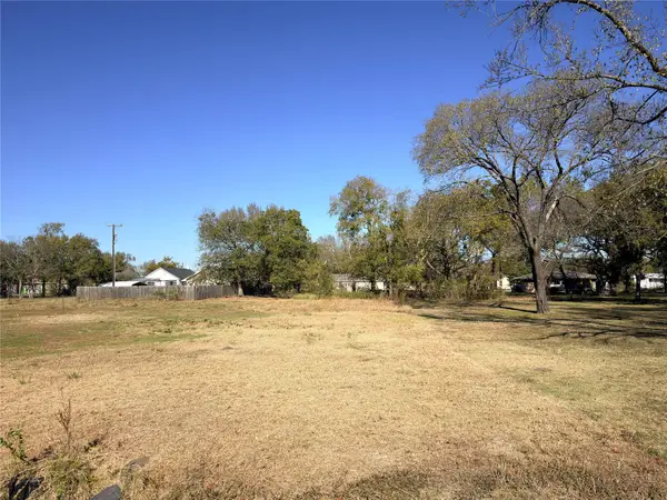 712 S 2nd Street, Dawson, TX 76639