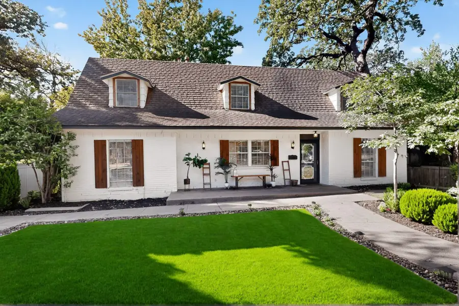 1815 Wellington Court, Arlington, TX 76013 - Image #2