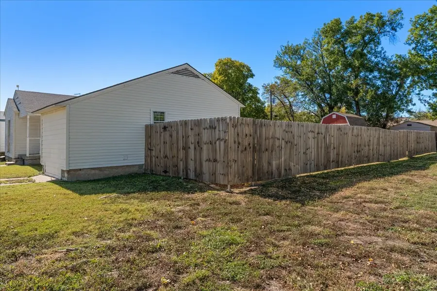 1102 Ralph Street, Grand Prairie, TX 75051 - Image #3