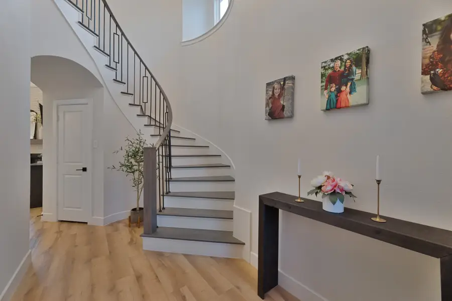 545 Goose Lake Drive, Rockwall, TX 75087 - Image #2