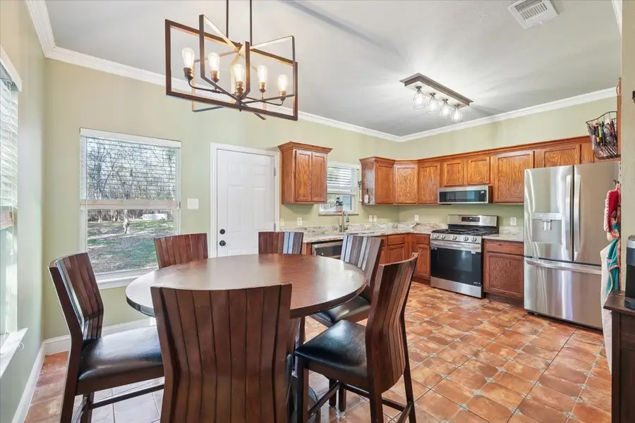 9917 Oakwood Drive, Dallas, TX 75217 - Image #3