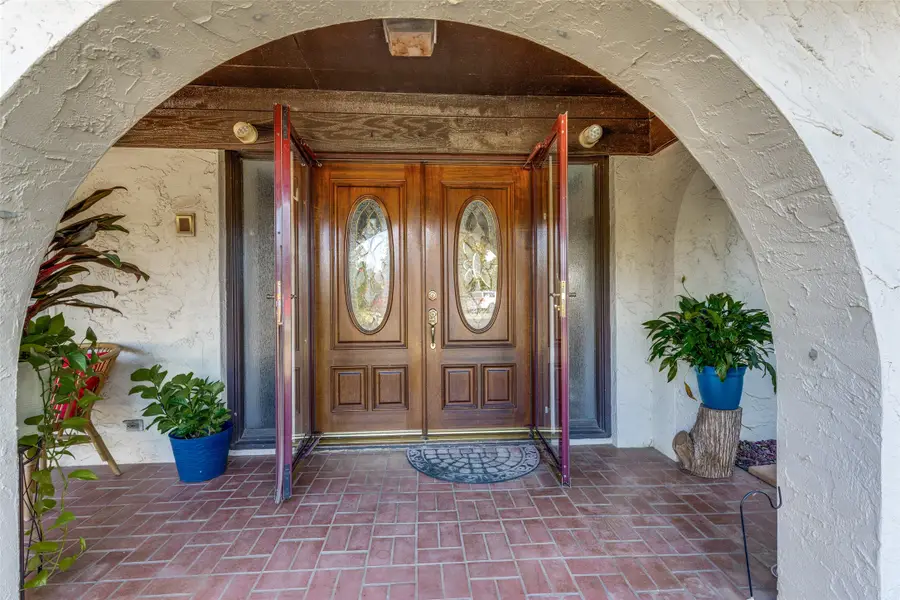 3844 Diamond Loch W, North Richland Hills, TX 76180 - Image #2