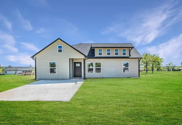 124 Brookview Drive, Bridgeport, TX 76458