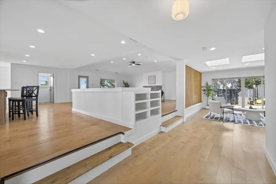 250 Oak Hill Drive, Trophy Club, TX 76262 - Image #2