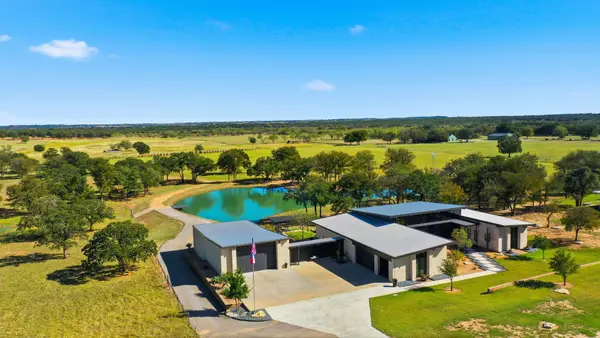 2101 Cool Junction, Millsap, TX 76066