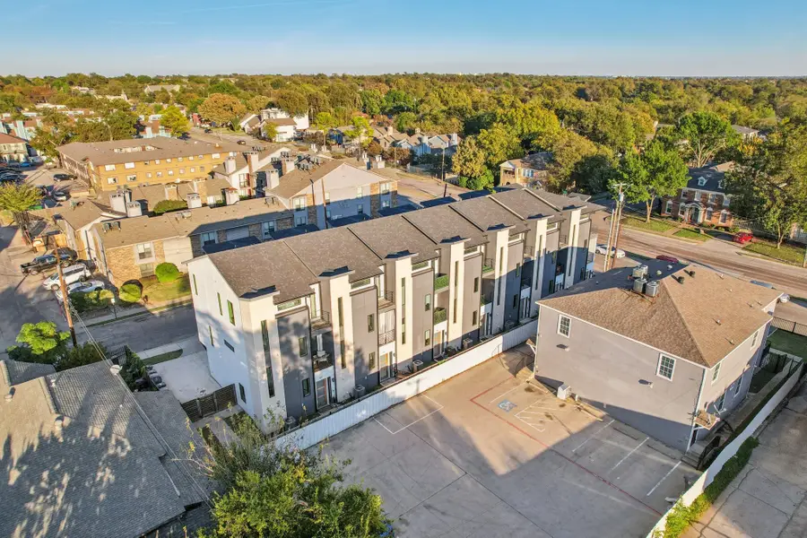 145 N Henderson Avenue #102, Dallas, TX 75214 - Image #2