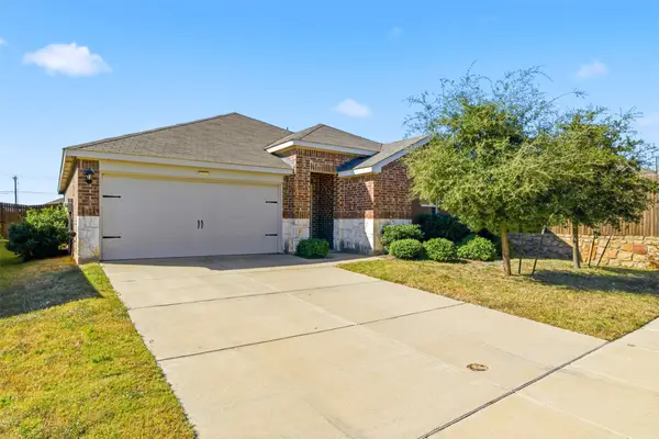1513 Stinnett Drive, Forney, TX 75126