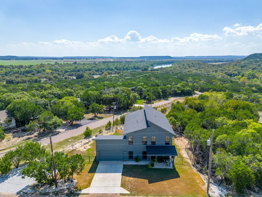 9720 Scenic View Court, Rio Vista, TX 76093 - Image #2