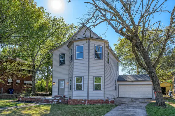 1208 W Sears Street, Denison, TX 75020