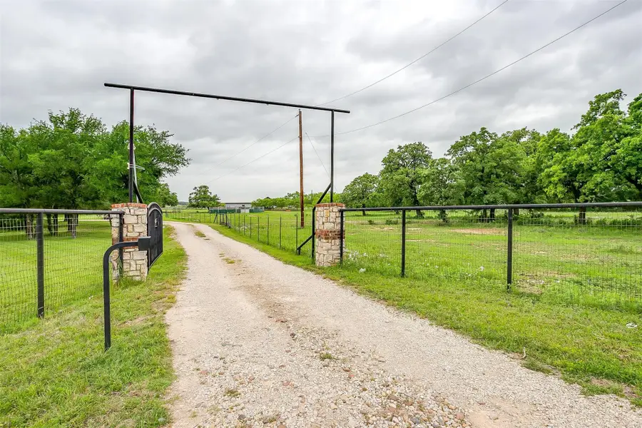 4962 S Fm 113, Millsap, TX 76066 - Image #2