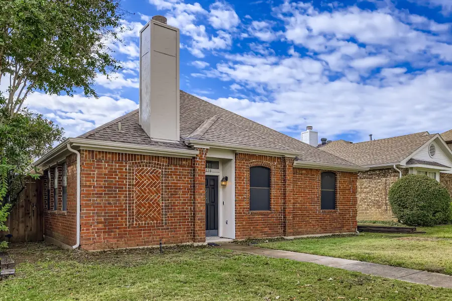 4319 Harvest Hill Road, Carrollton, TX 75010 - Image #3