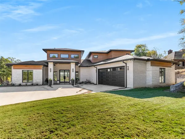 144 Moonlight Bay Drive, Chico, TX 76431