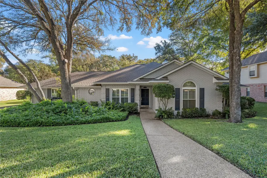 10007 Creek Bend Drive, Woodway, TX 76712 - Image #3