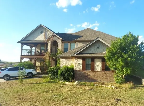 118 Bear Claw Court, Newark, TX 76071