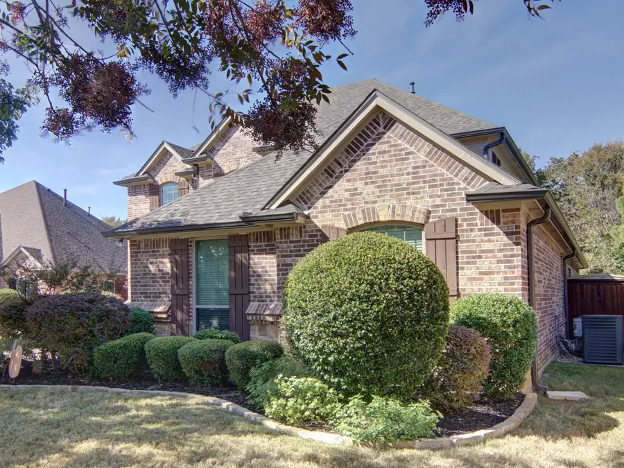 3309 Texas Trail Court, Hurst, TX 76054 - Image #3