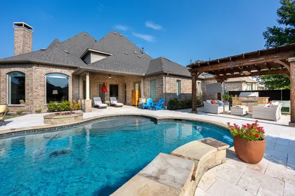 675 Featherstone Drive, Rockwall, TX 75087