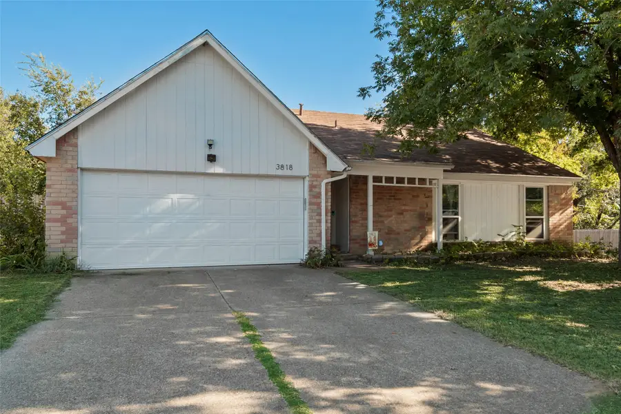 3818 Timberwood Court, Grand Prairie, TX 75052 - Image #2