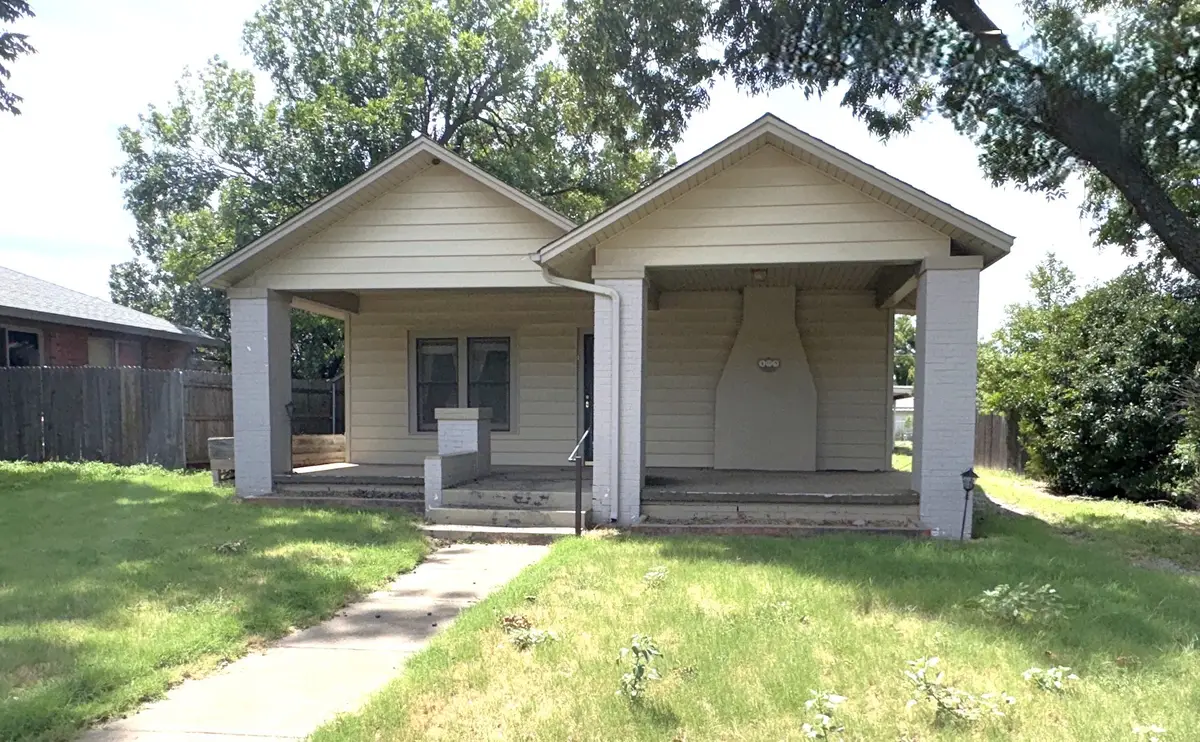 405 N Foley Street, Seymour, TX 76380 - Image #1