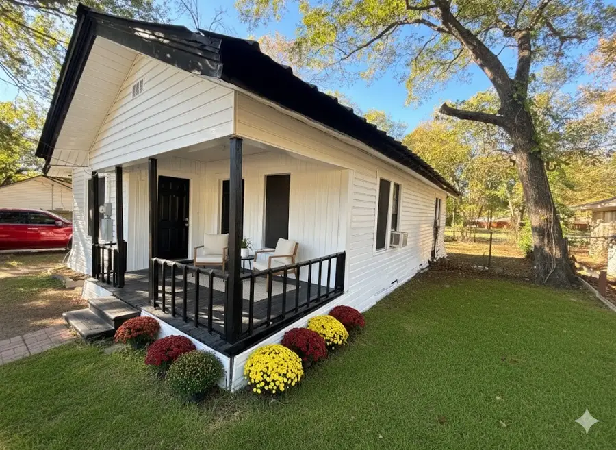 2708 W Collin Street, Corsicana, TX 75110 - Image #2