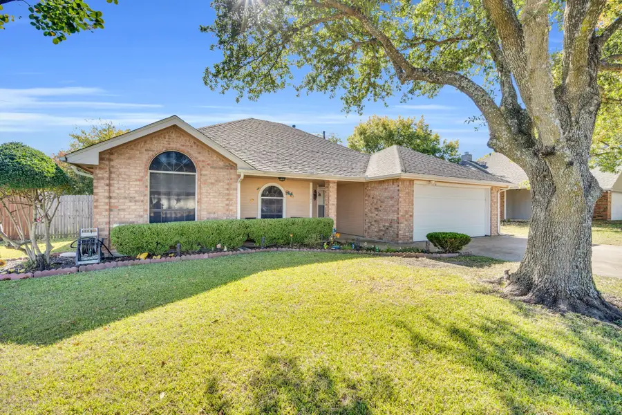 102 Modene Avenue, Waxahachie, TX 75165 - Image #3