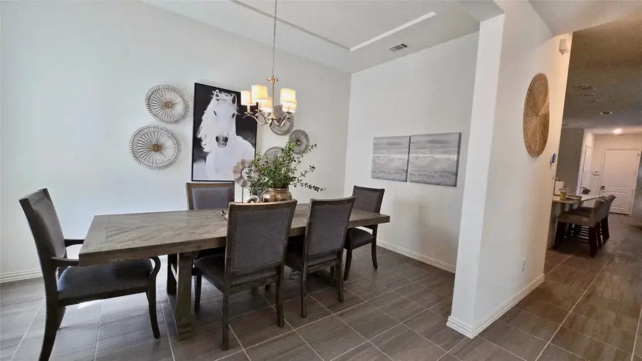 1207 Birds Fort Trail, Arlington, TX 76005 - Image #2