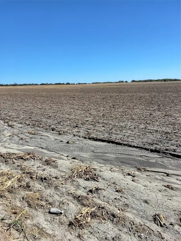 T B D Hcr 3124, Bynum, TX 76631