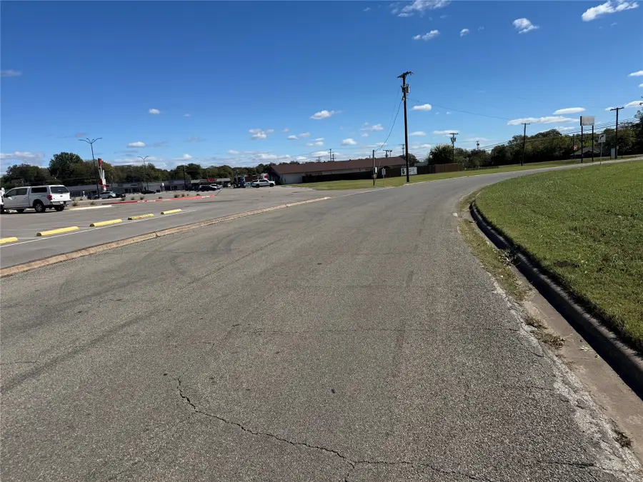 000 Archer Drive, Sherman, TX 75092 - Image #2