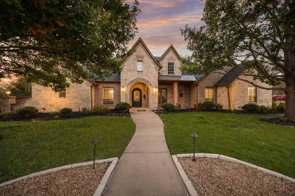 241 Masters Lane, Midlothian, TX 76065