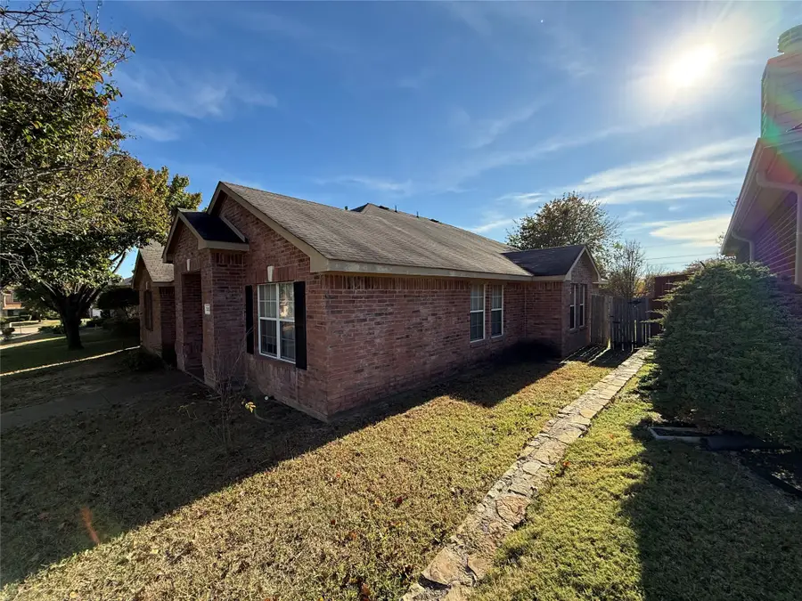 3333 Pecan Shadow Way, Mesquite, TX 75181 - Image #3