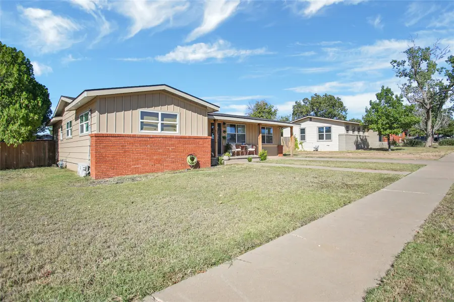 4103 Avondale Avenue, Snyder, TX 79549 - Image #2