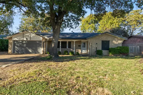 2007 E Park Row Drive, Arlington, TX 76010