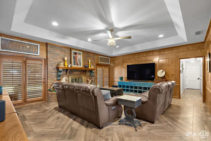 108 Northwood, Henrietta, TX 76365 - Image #3