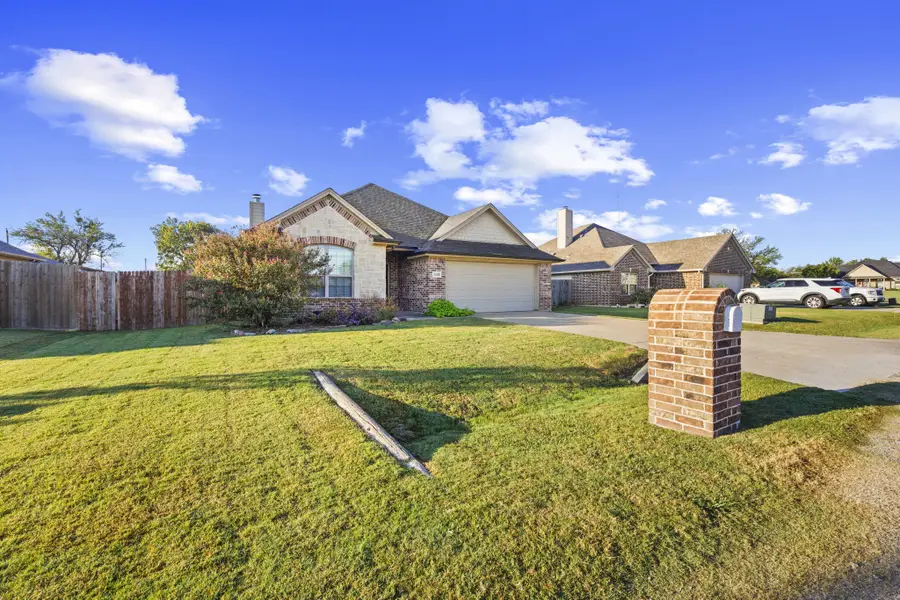 1206 Cutler Street, Tioga, TX 76271 - Image #2