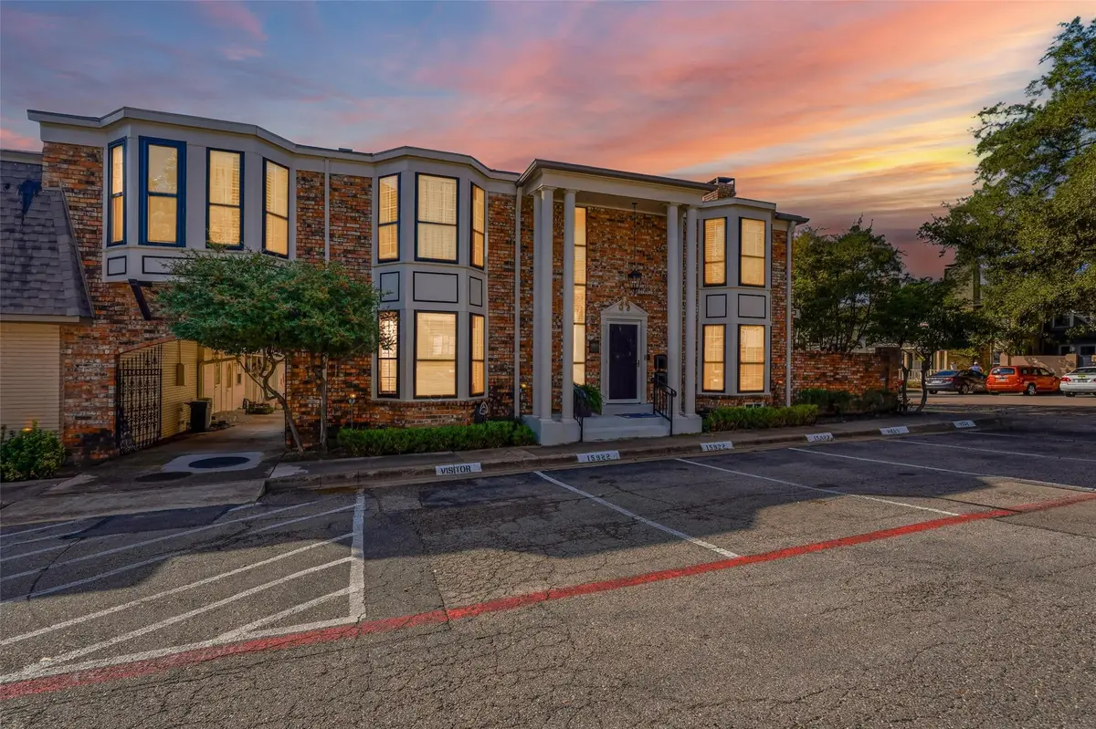 15922 Archwood Lane #1011, Dallas, TX 75248 - Image #1