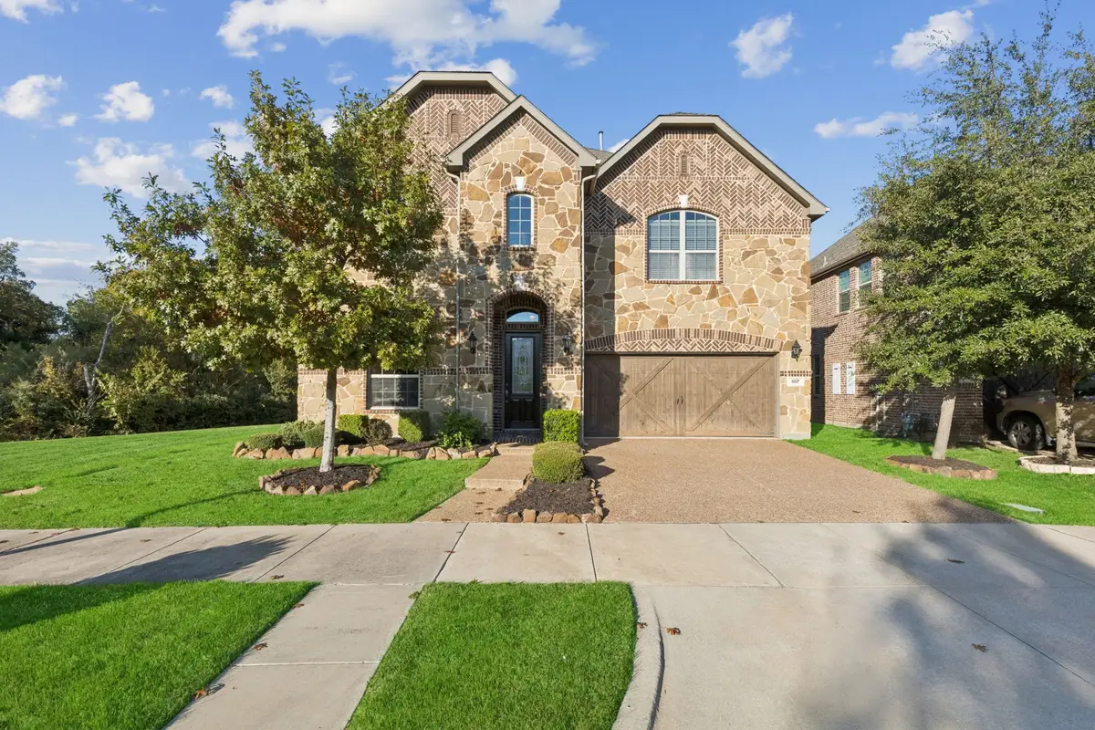807 Dove Trail, Euless, TX 76039 - Image #1
