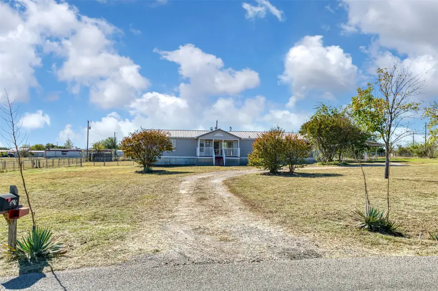 368 Green Branch Road, Weatherford, TX 76085 - Image #2