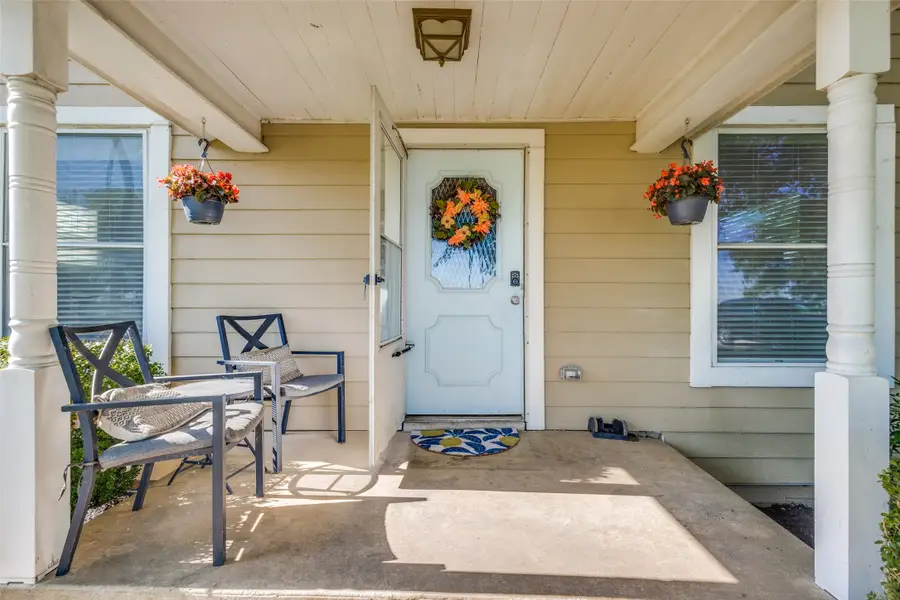 1009 W 7th Street, Justin, TX 76247 - Image #2