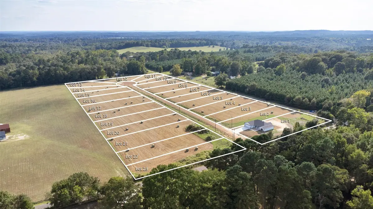 817 Private Road 3168, Gilmer, TX 75645 - Image #1