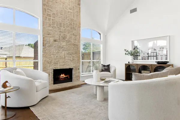 869 Pinnacle Circle, Lewisville, TX 75077