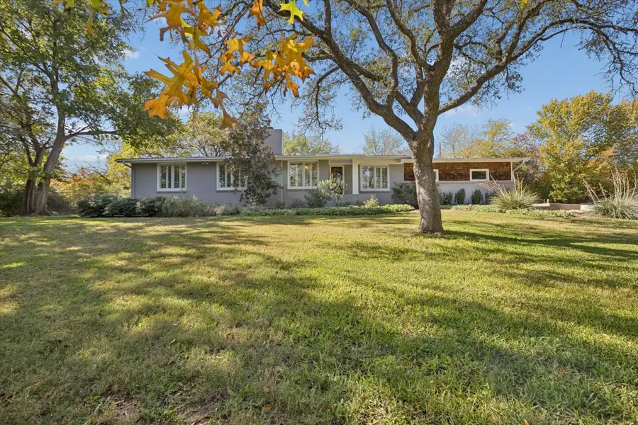 204 Vanshire Road E, Lakeside, TX 76108 - Image #2