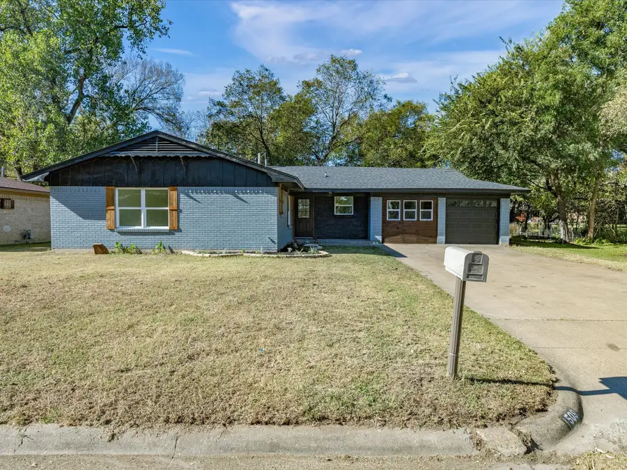 1509 Lyndale Drive, Ennis, TX 75119 - Image #3