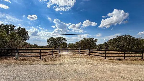 6885 County Road 594, Brownwood, TX 76801
