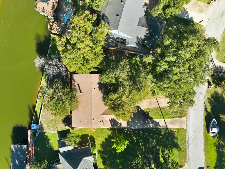 4110 Apache Trail Court, Granbury, TX 76048 - Image #2