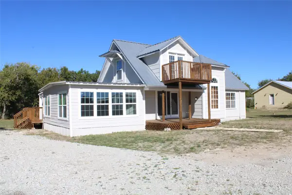 101 n 2 Nd, Mullin, TX 76864