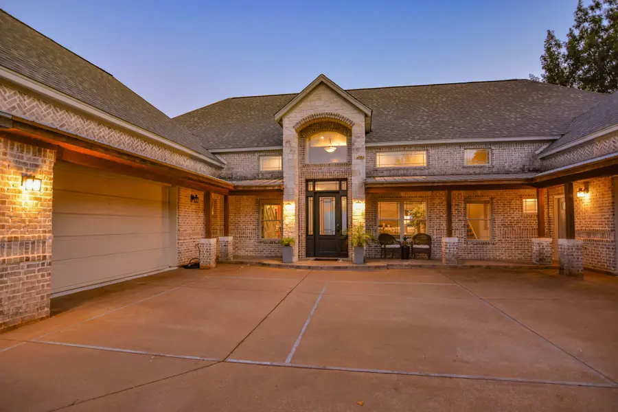 3606 Upper Lake Circle, Granbury, TX 76049 - Image #2
