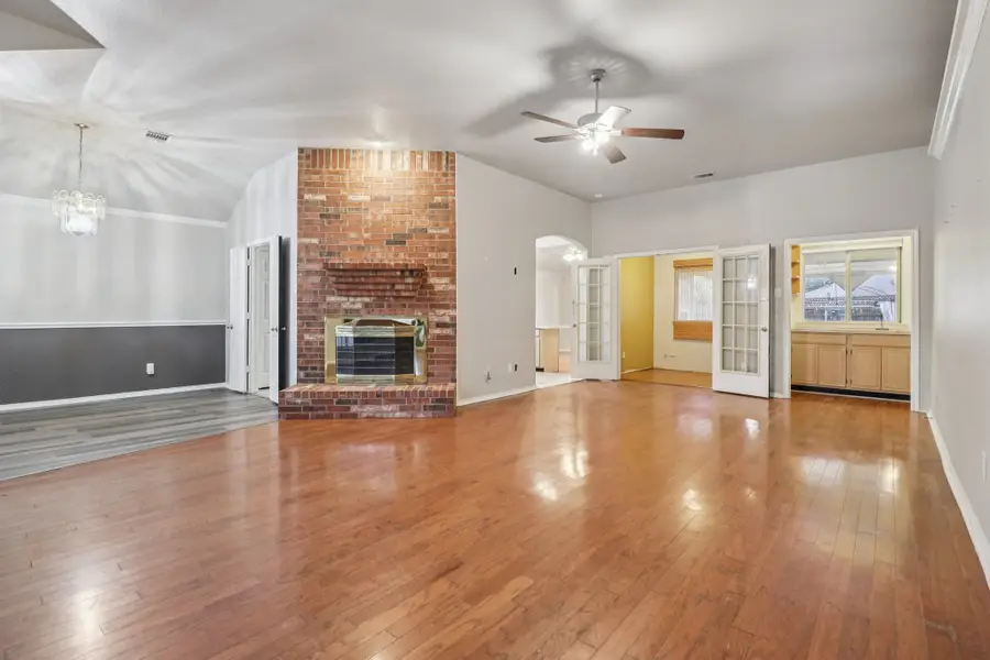 600 N Chattey Road, Desoto, TX 75115 - Image #2