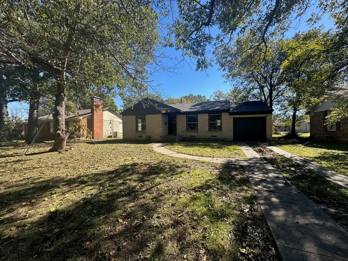 2909 W 4th Avenue, Corsicana, TX 75110 - Image #1